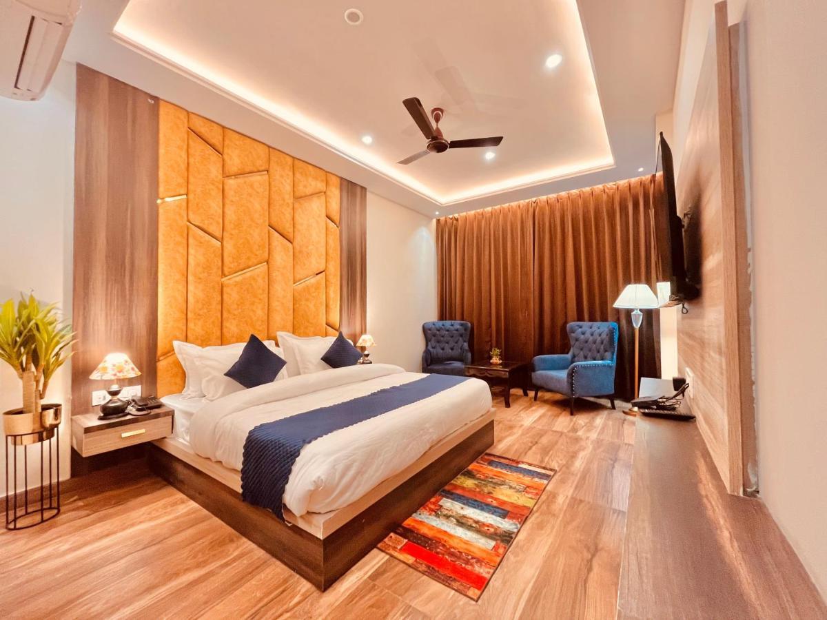 Ganges Blossam - A Four Star Luxury Hotel & Resort Haridwār Buitenkant foto