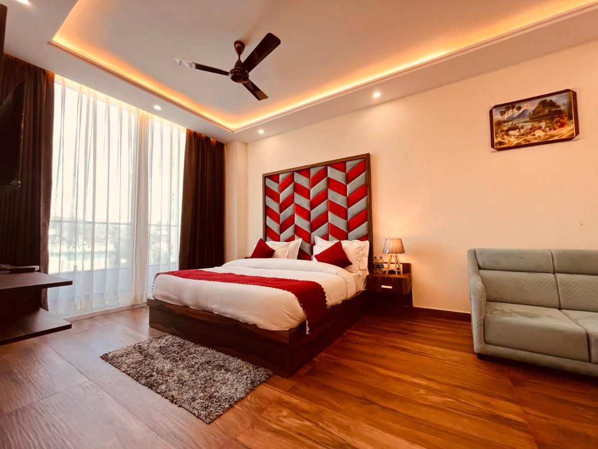 Ganges Blossam - A Four Star Luxury Hotel & Resort Haridwār Buitenkant foto