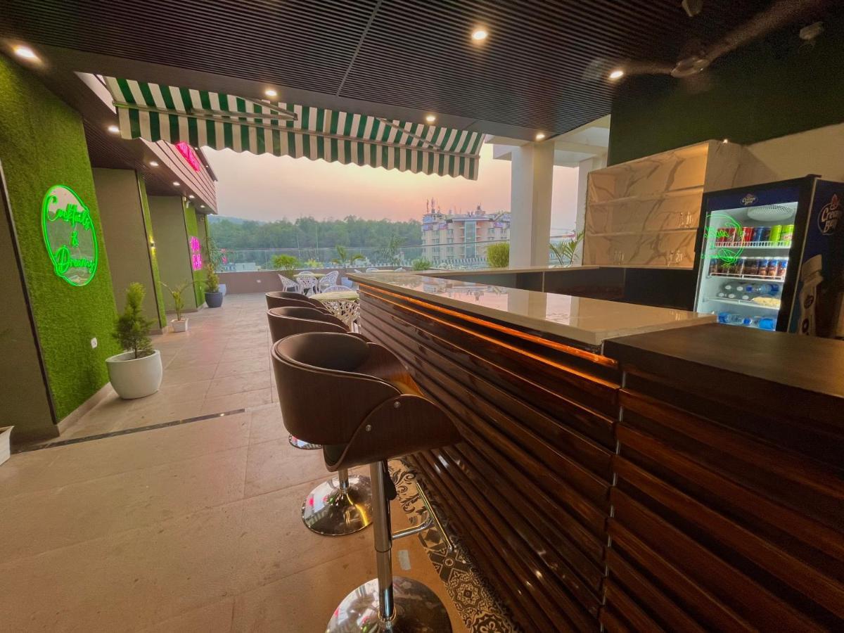 Ganges Blossam - A Four Star Luxury Hotel & Resort Haridwār Buitenkant foto