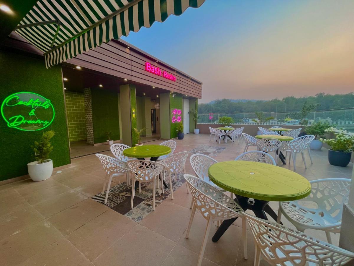 Ganges Blossam - A Four Star Luxury Hotel & Resort Haridwār Buitenkant foto