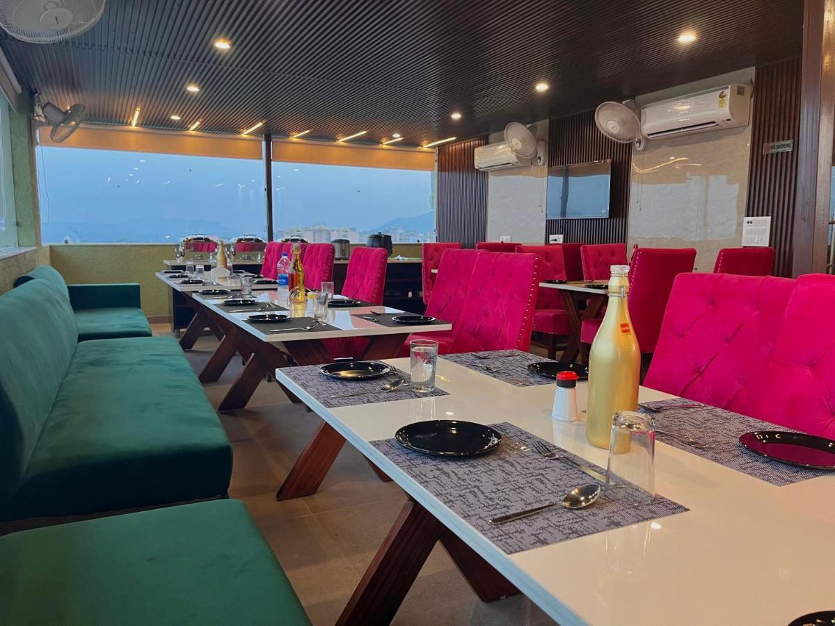 Ganges Blossam - A Four Star Luxury Hotel & Resort Haridwār Buitenkant foto